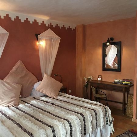 Darcilla Guest House Тарифа Экстерьер фото