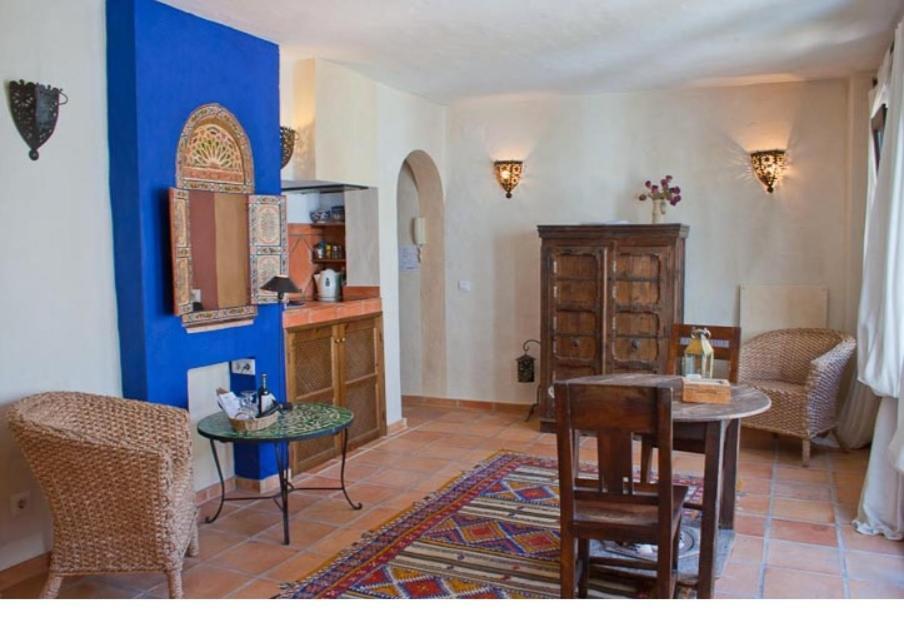 Darcilla Guest House Тарифа Экстерьер фото