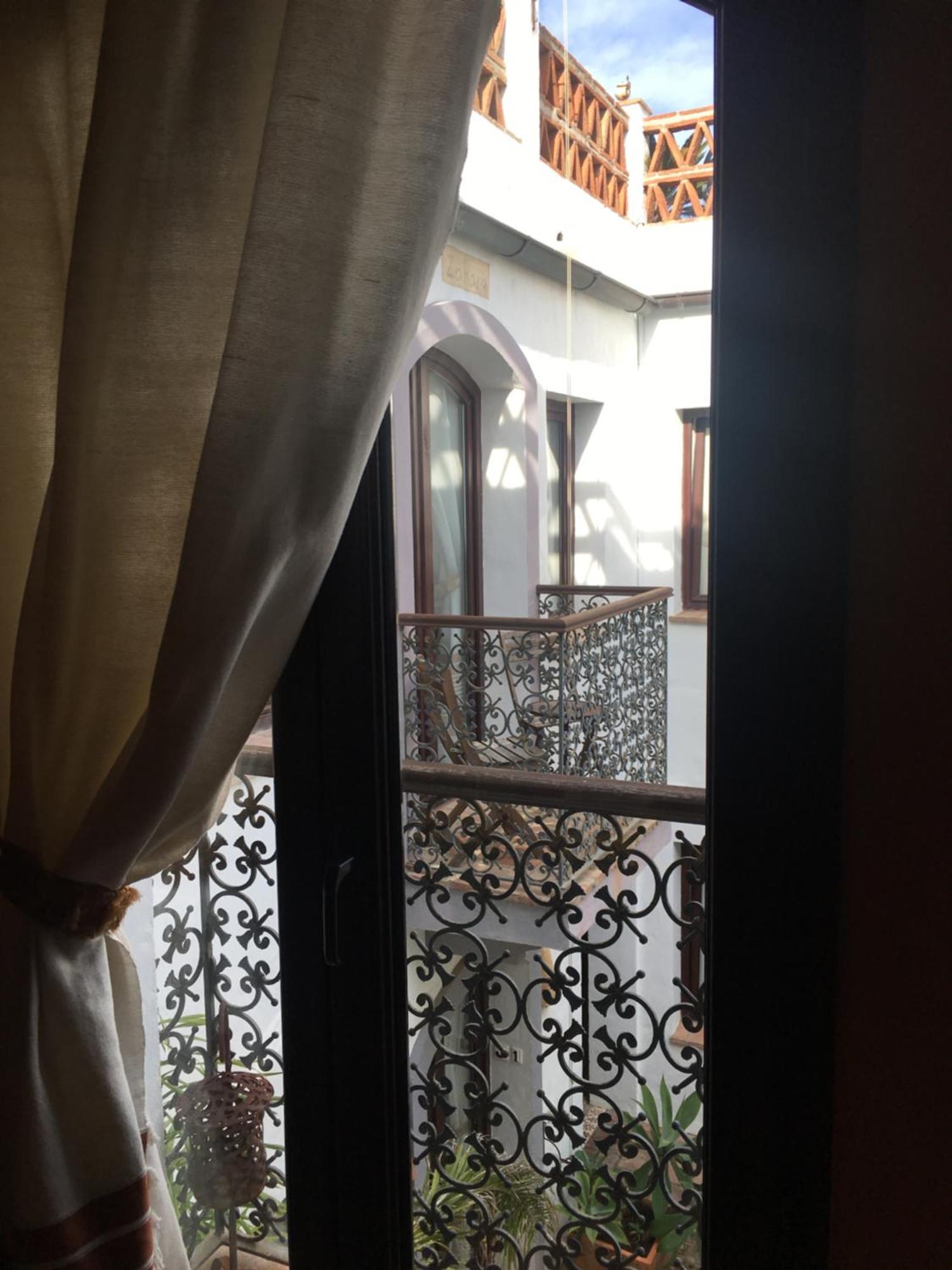 Darcilla Guest House Тарифа Экстерьер фото