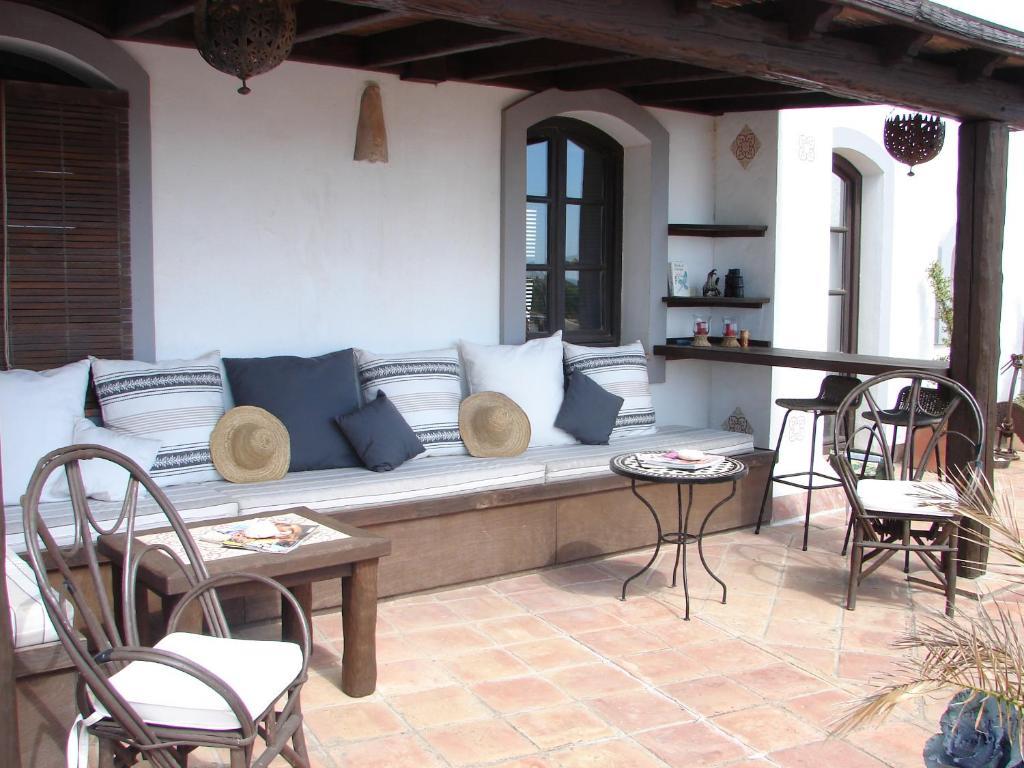 Darcilla Guest House Тарифа Экстерьер фото