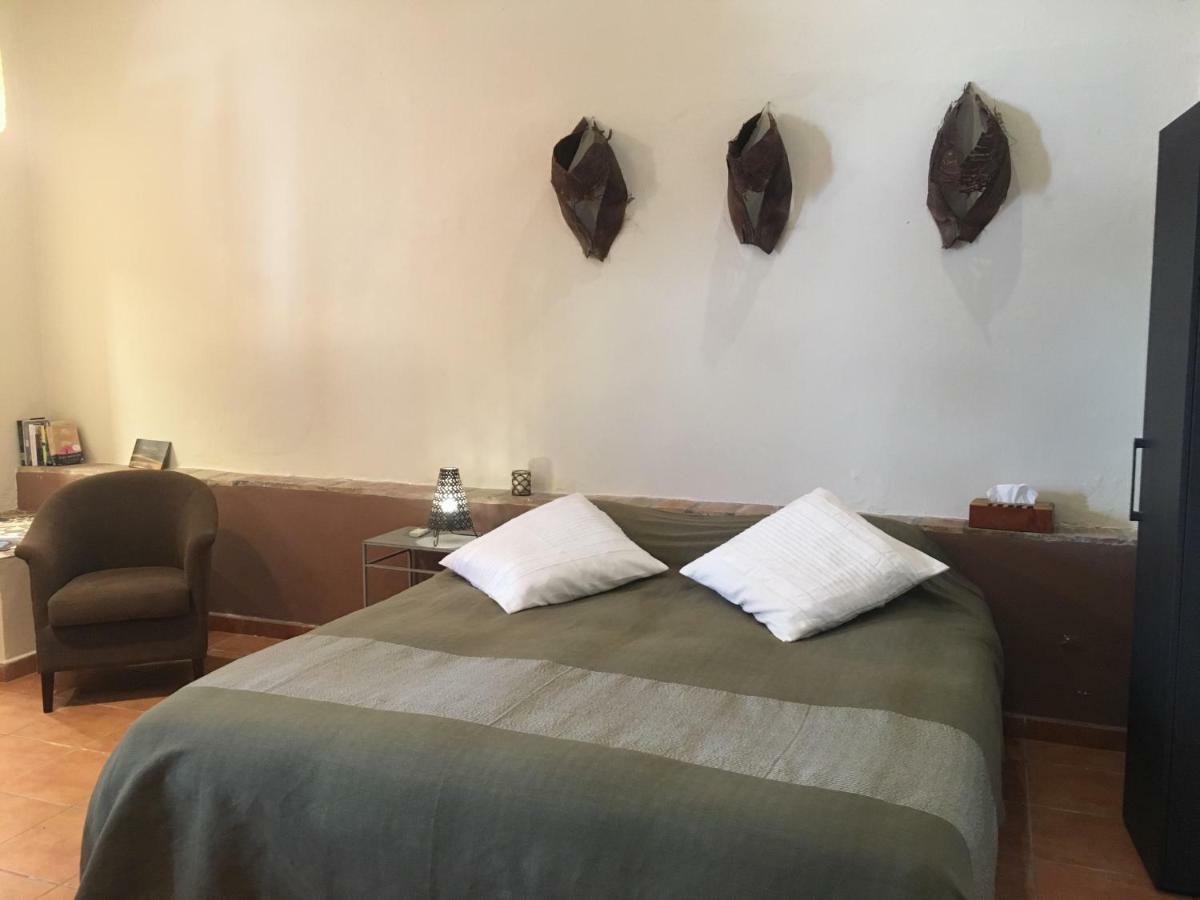 Darcilla Guest House Тарифа Экстерьер фото